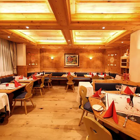 מלון Turmhotel Victoria