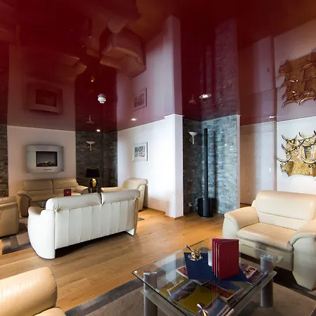 מלון Turmhotel Victoria 4*