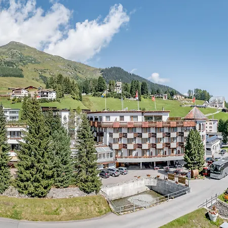 Turmhotel Victoria Hotel 4*